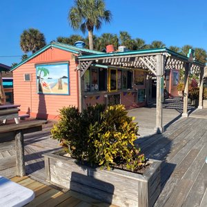 Willy's Tropical Breeze Cafe